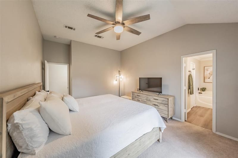 7000 Rovato Drive, Arlington TX 76001 - Photo 22