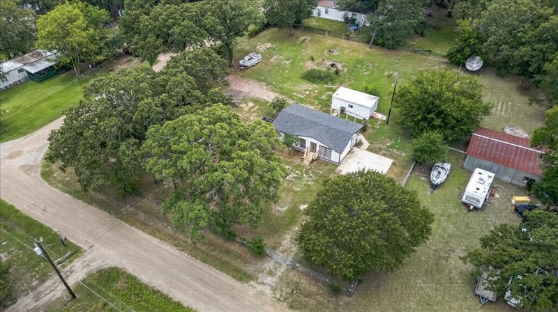 250 E Golden Oaks Drive, Mabank TX 75156 - Photo 23