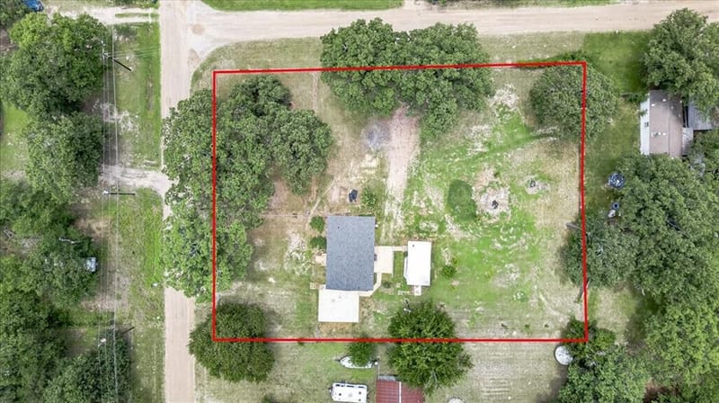 250 E Golden Oaks Drive, Mabank TX 75156 - Photo 18