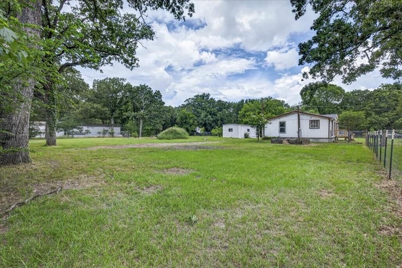 250 E Golden Oaks Drive, Mabank TX 75156 - Photo 19