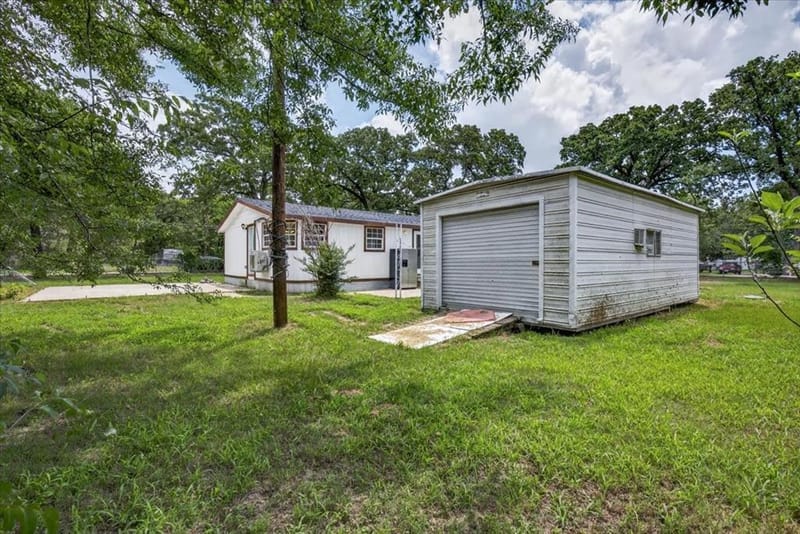 250 E Golden Oaks Drive, Mabank TX 75156 - Photo 29