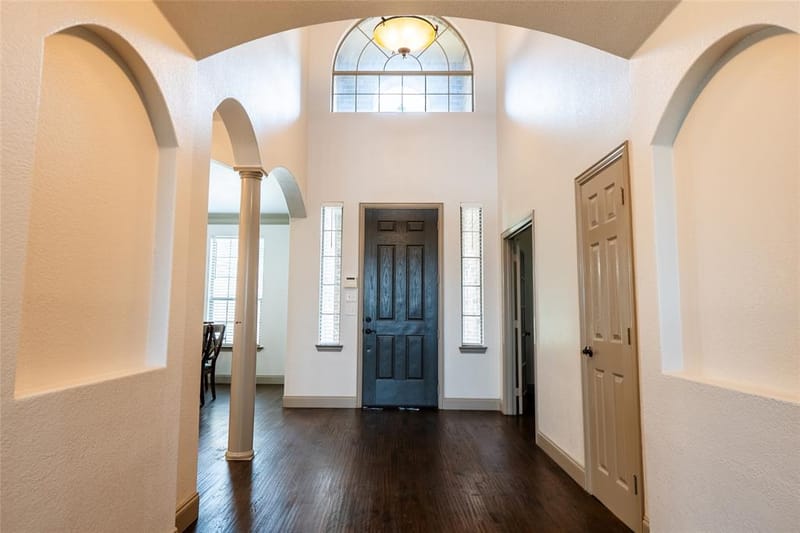 5730 Creek Crossing Lane, Sachse TX 75048 - Photo 9