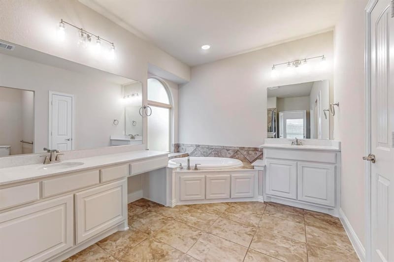 422 Crestview Drive, Midlothian TX 76065 - Photo 17