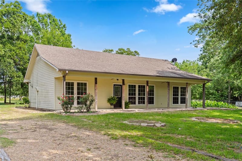 109 Rs County Road 3319, Emory TX 75440 - Photo 2