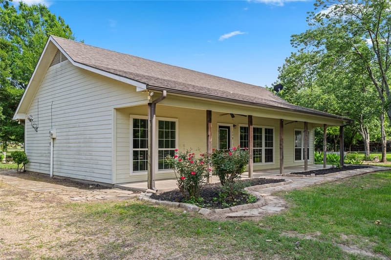 109 Rs County Road 3319, Emory TX 75440 - Photo 13