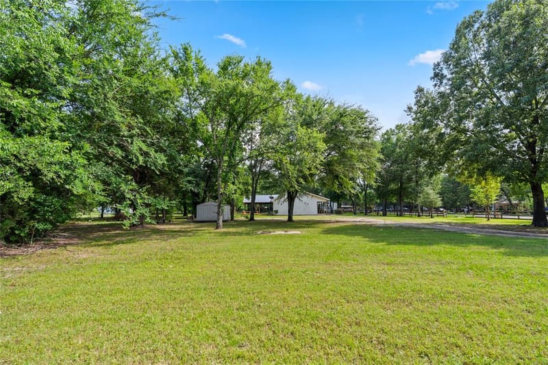 109 Rs County Road 3319, Emory TX 75440 - Photo 11