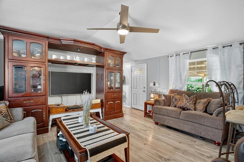 6602 Ashley Court, Granbury TX 76049 - Photo 6