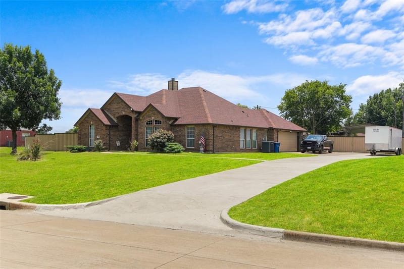 412 Kings Creek Drive, Terrell TX 75161 - Photo 4