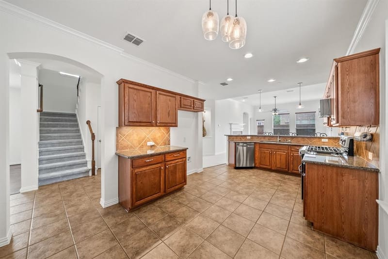 325 Kirby Drive, Argyle TX 76226 - Photo 10