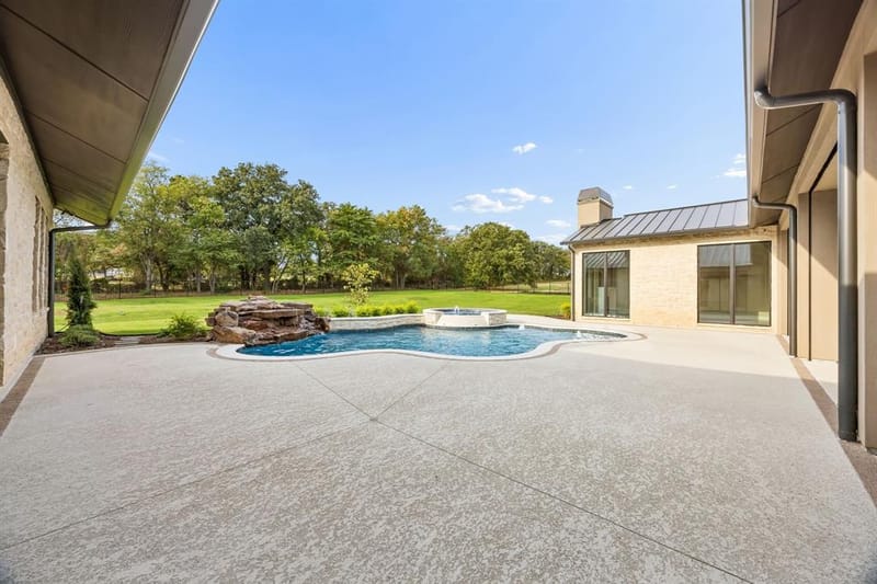 1402 Clydesdale Road, Bartonville TX 76226 - Photo 33