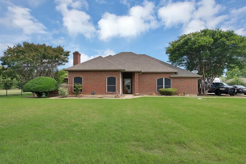 307 Johnson Lane, Ovilla TX 75154 - Photo 2