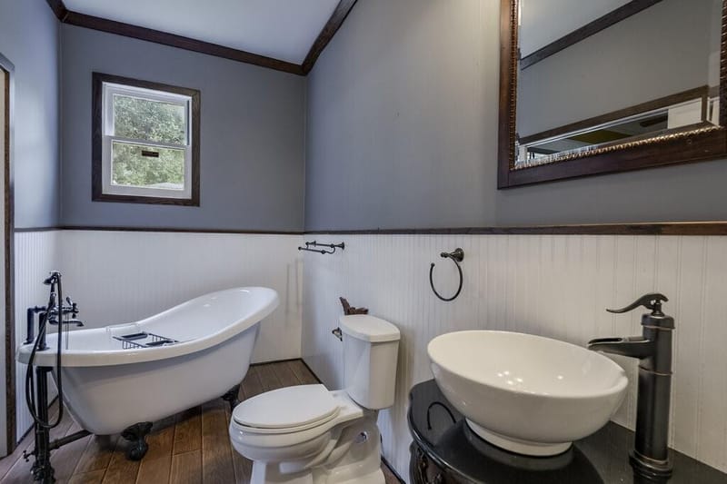 708 W Marvin Avenue, Waxahachie TX 75165 - Photo 7