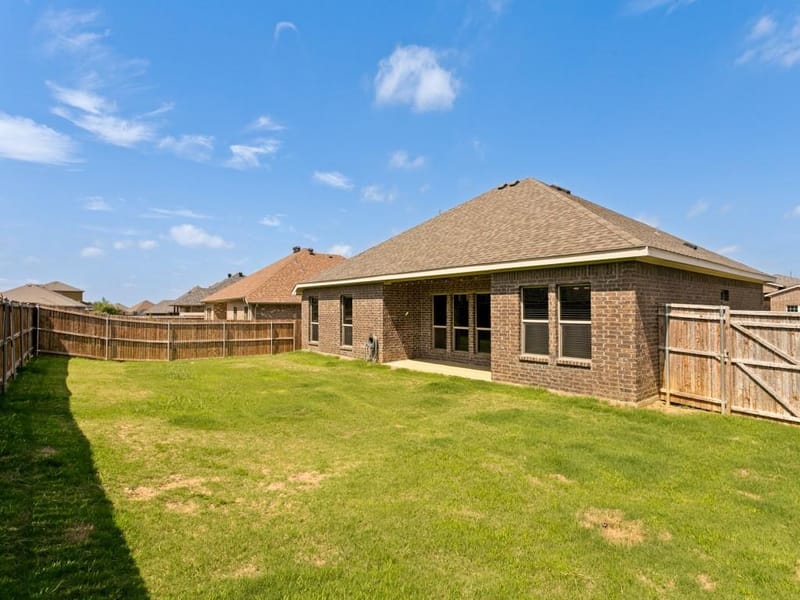 4009 Kensington Drive, Sanger TX 76266 - Photo 24