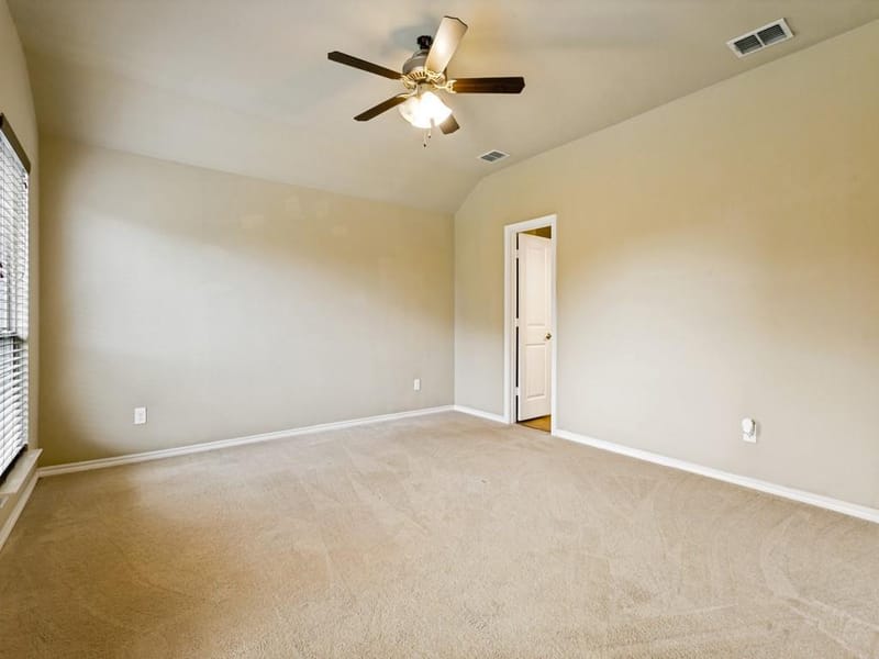 4009 Kensington Drive, Sanger TX 76266 - Photo 18