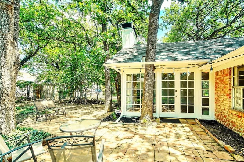 721 Fouts Drive, Irving TX 75061 - Photo 7