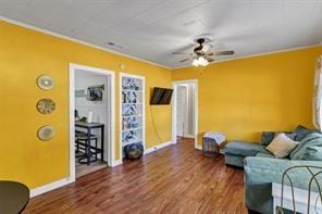 201 S Jones Street, Granbury TX 76048 - Photo 33