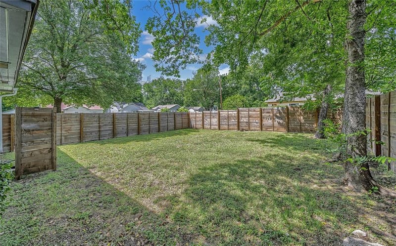 2523 McKenzie Avenue, Waco TX 76708 - Photo 37