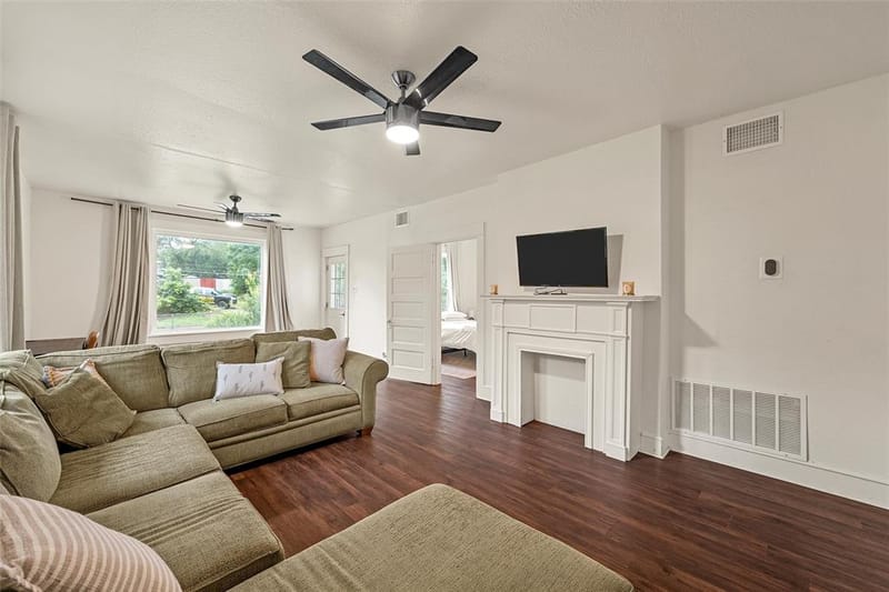 1609 Reuter Avenue, Waco TX 76708 - Photo 3
