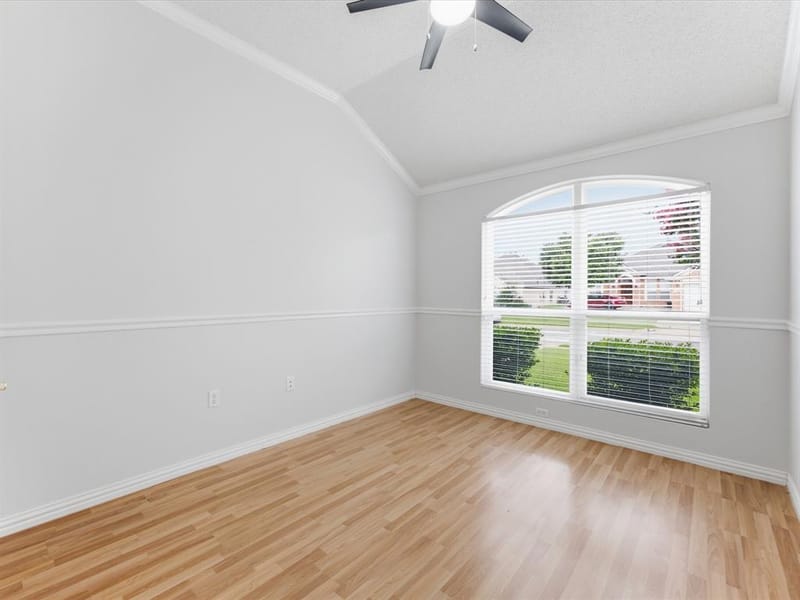 7609 Albany Lane, Arlington TX 76002 - Photo 7
