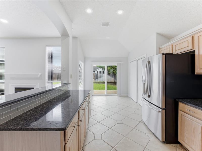 7609 Albany Lane, Arlington TX 76002 - Photo 32