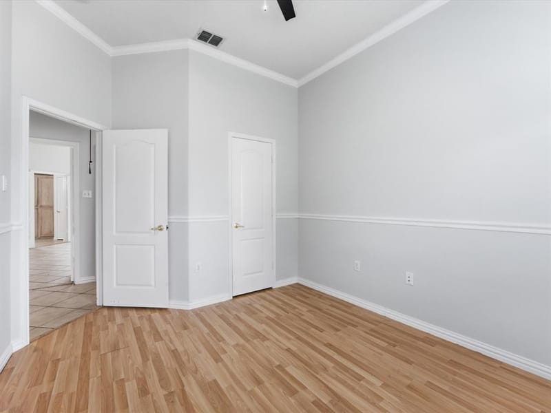 7609 Albany Lane, Arlington TX 76002 - Photo 8