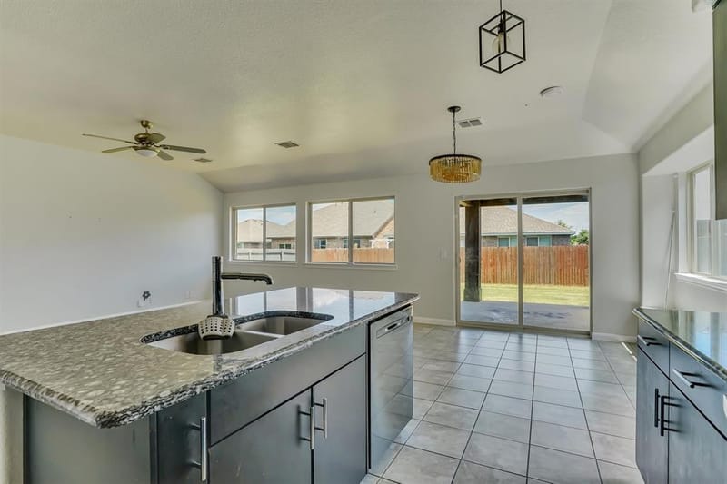 816 Oriel Circle, Fort Worth TX 76036 - Photo 27