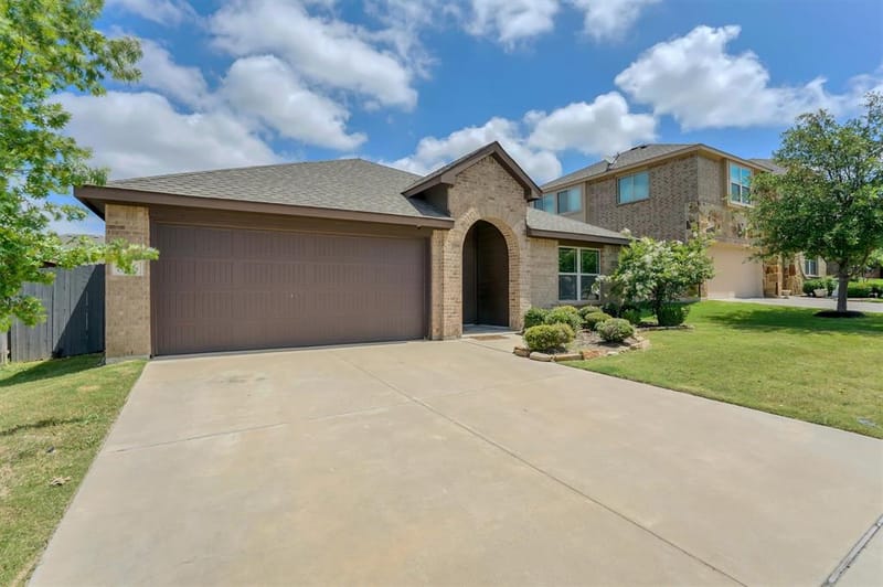 816 Oriel Circle, Fort Worth TX 76036 - Photo 7