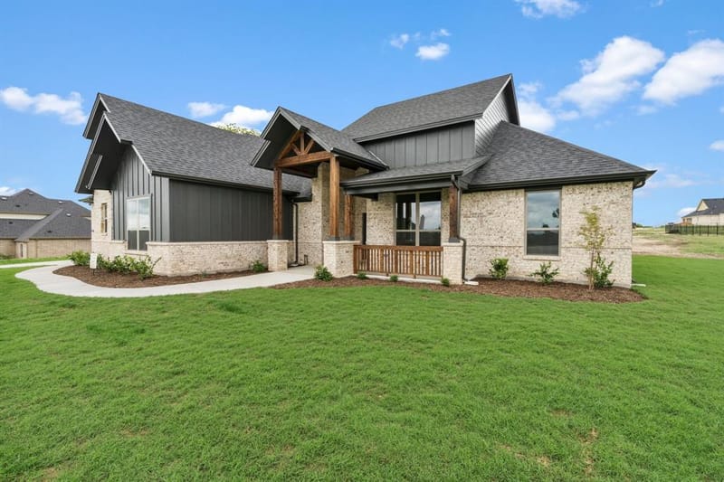 440 Paradise Ridge Drive, Waxahachie TX 75167 - Photo 2