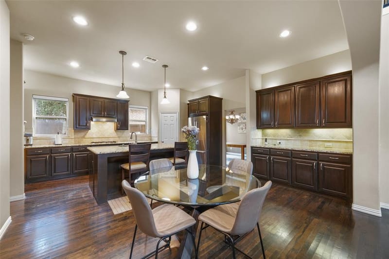 10082 Drawbridge Drive, Frisco TX 75035 - Photo 9