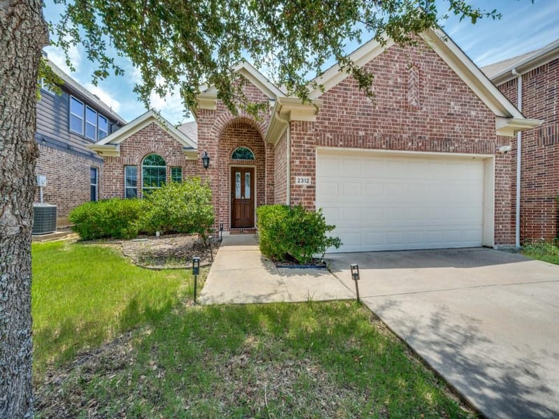 2312 Fountain Gate Drive, Little Elm TX 75068 - Photo 3