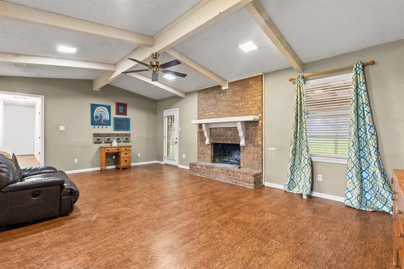 505 Pinewood Lane, Hewitt TX 76643 - Photo 12