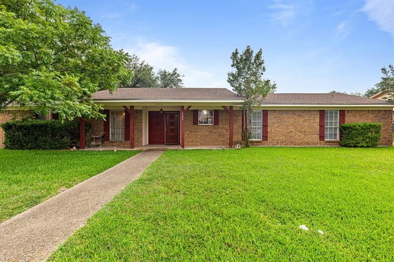 505 Pinewood Lane, Hewitt TX 76643 - Photo 35
