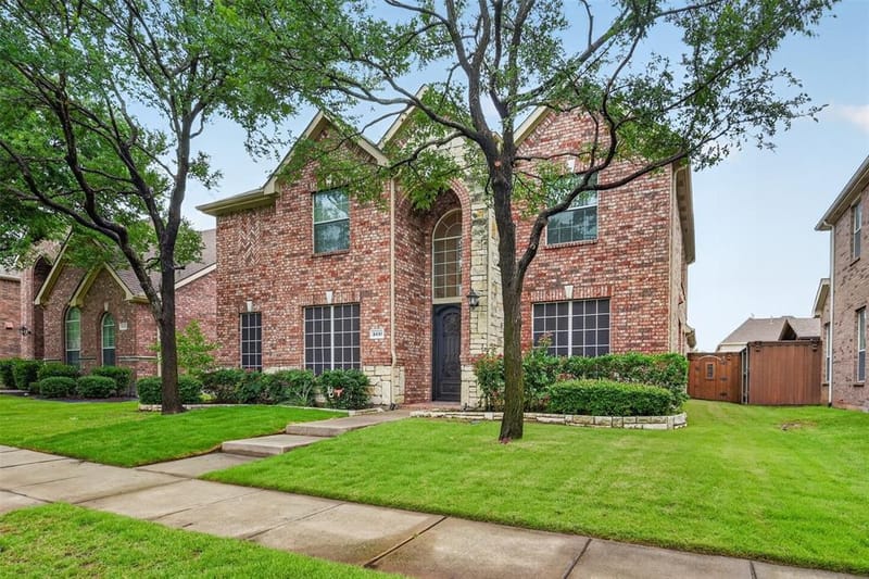 3451 Mayflower Drive, Frisco TX 75034 - Photo 2