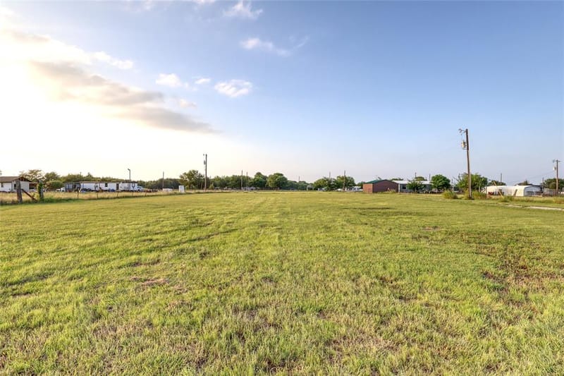 8344 Fm 697, Whitewright TX 75491 - Photo 4