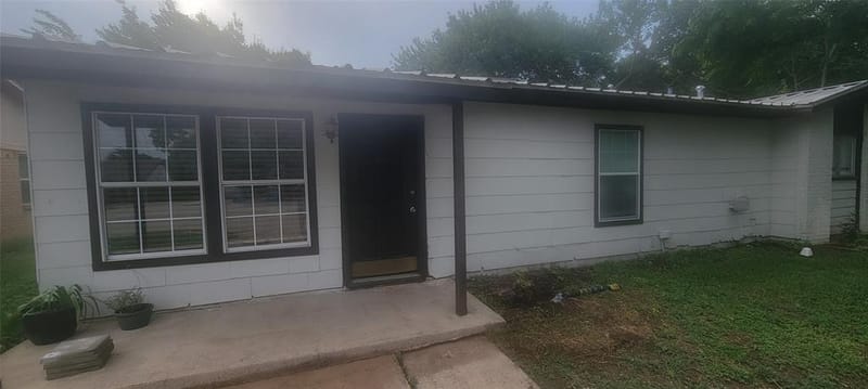 716 N Cummings Drive, Alvarado TX 76009 - Photo 4