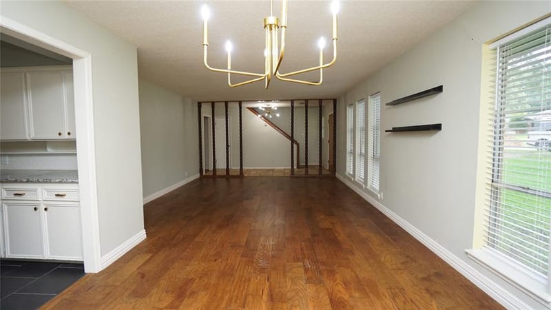 606 Queens Road, Denison TX 75020 - Photo 9