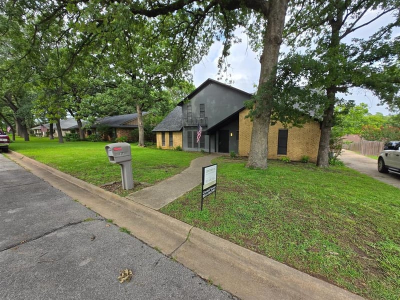 606 Queens Road, Denison TX 75020 - Photo 35