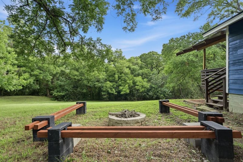 603 E Avenue A, Valley Mills TX 76689 - Photo 17