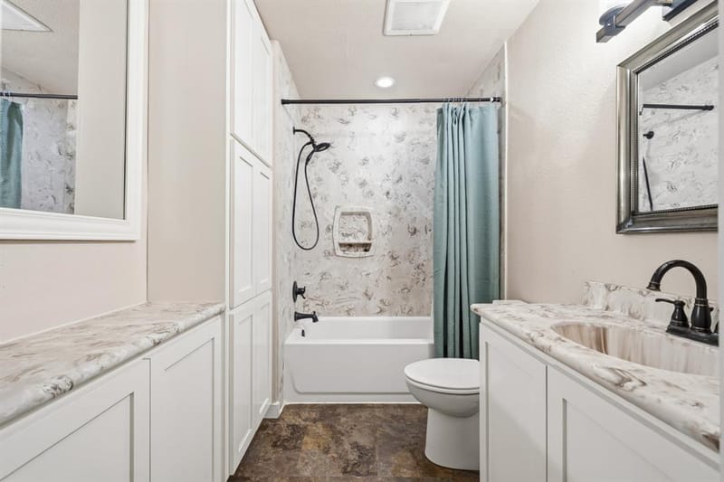 603 E Avenue A, Valley Mills TX 76689 - Photo 36