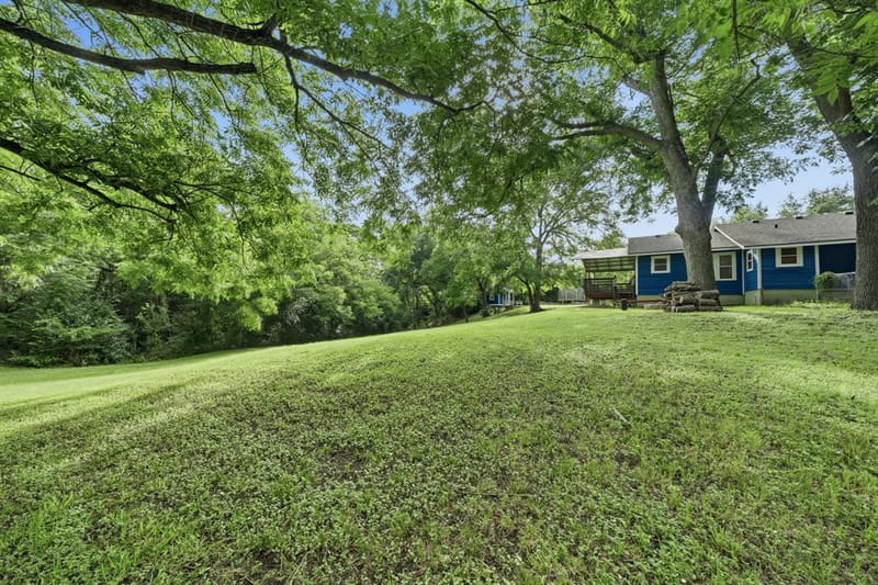 603 E Avenue A, Valley Mills TX 76689 - Photo 18