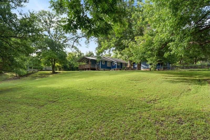 603 E Avenue A, Valley Mills TX 76689 - Photo 19
