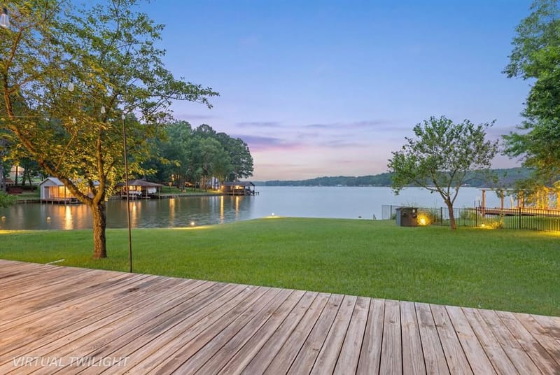 331 Spring Creek Drive, Mount Vernon TX 75457