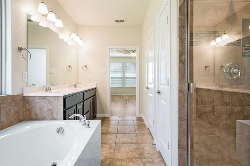 916 Hawks Way, Argyle TX 76226 - Photo 27