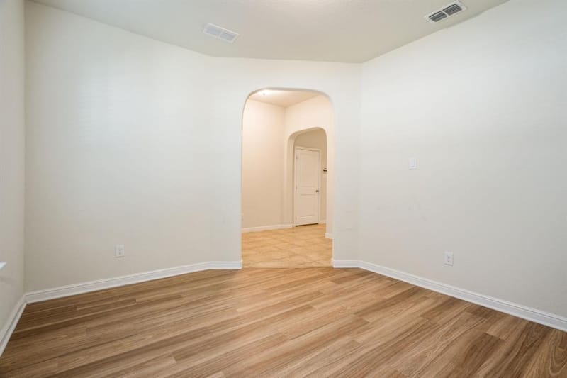 916 Hawks Way, Argyle TX 76226 - Photo 7