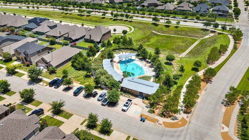 916 Hawks Way, Argyle TX 76226 - Photo 36