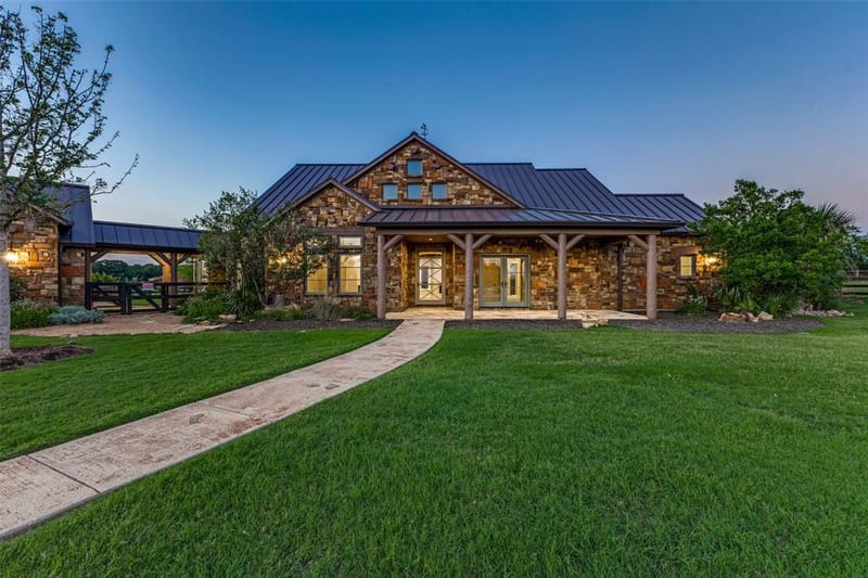 1023 Gene Perry Court, Bartonville TX 76226 - Photo 3