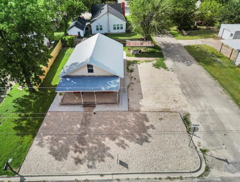 1003 W 5th Street, Clifton TX 76634 - Photo 20