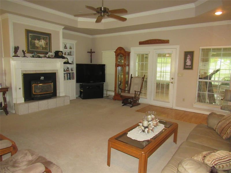 404 County Road 260, Gainesville TX 76240 - Photo 11