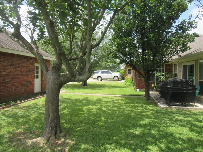 404 County Road 260, Gainesville TX 76240 - Photo 4