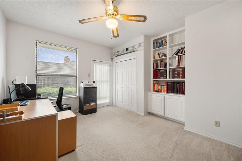 2105 Sleepy Hollow Drive, Arlington TX 76006 - Photo 16